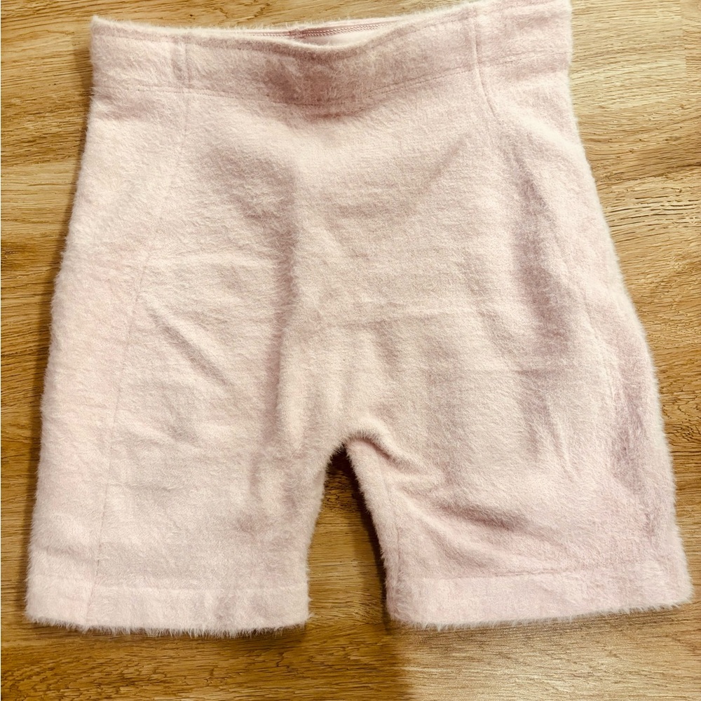 Gym Shark Pastel Pink eyelash knit biker shorts M - Picture 4 of 6